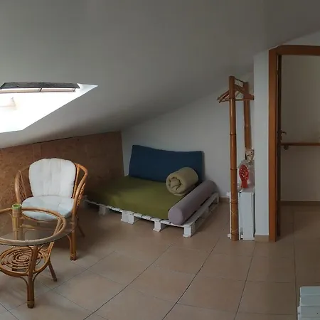 Auberge de jeunesse House *