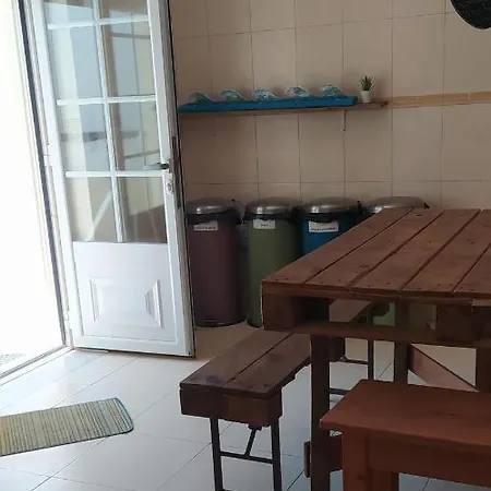 旅馆 House